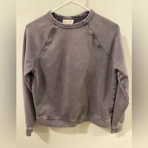 XS Universal Thread Sweatshirt